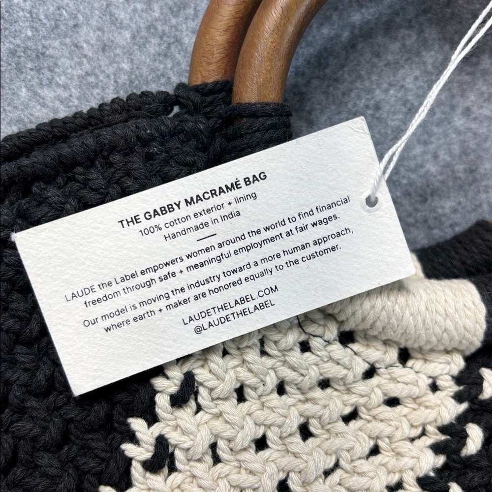 Curateur X Laude The Label Crochet Handbag Wood Handles Black Cream Purse — image 5 of 8